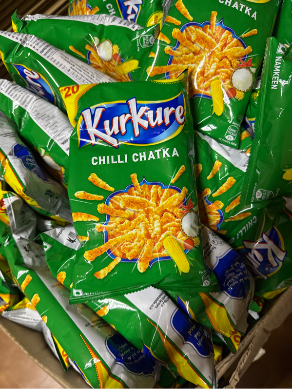 Kurkure Chilli Chatka【クルクレ・チリチャトカ】【インド】1pack